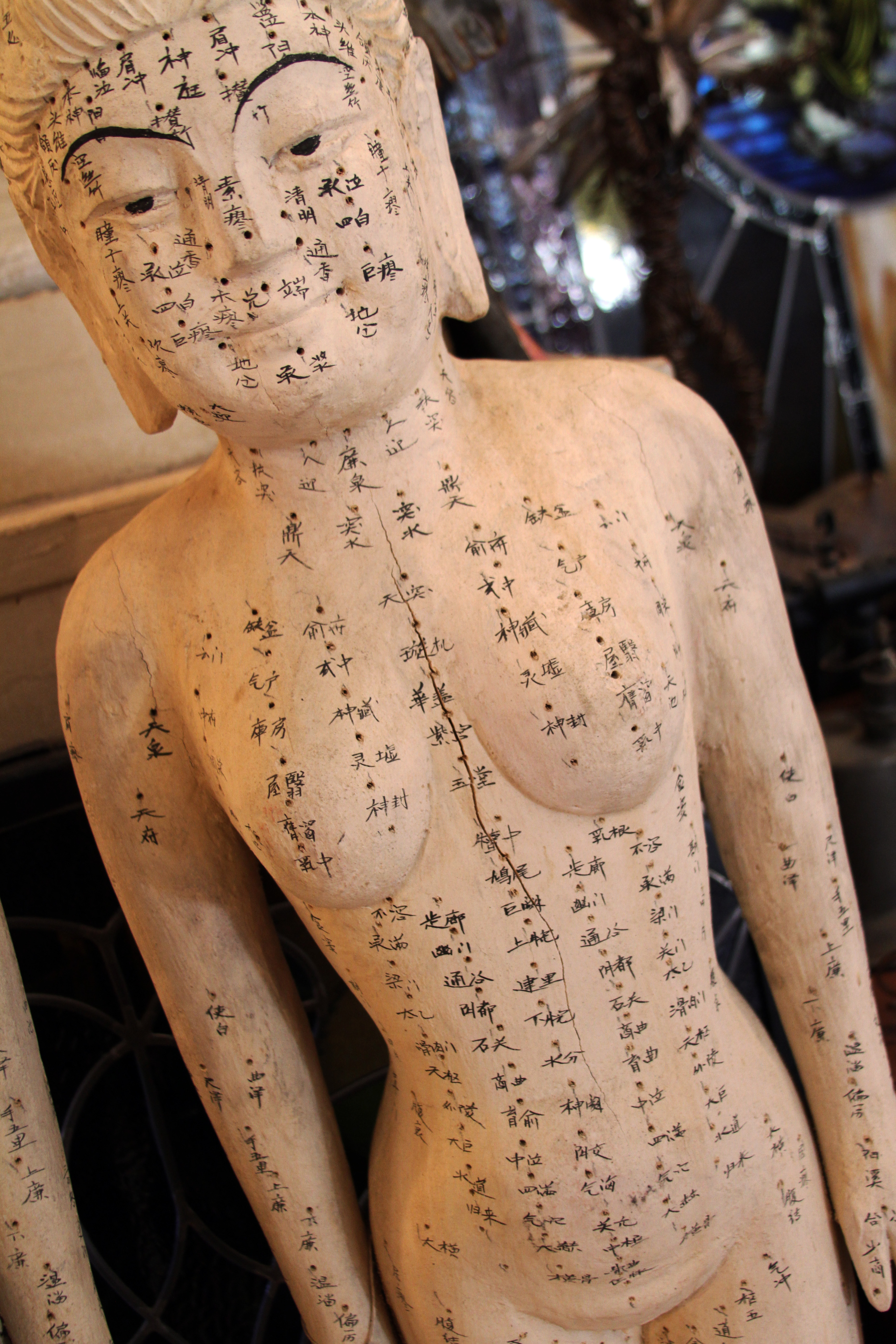 acupun statue acupun statue